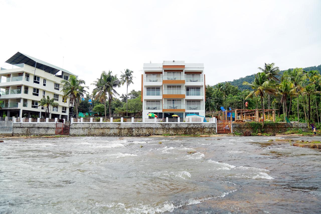 Athirapilly River Resort Атирапалли Экстерьер фото